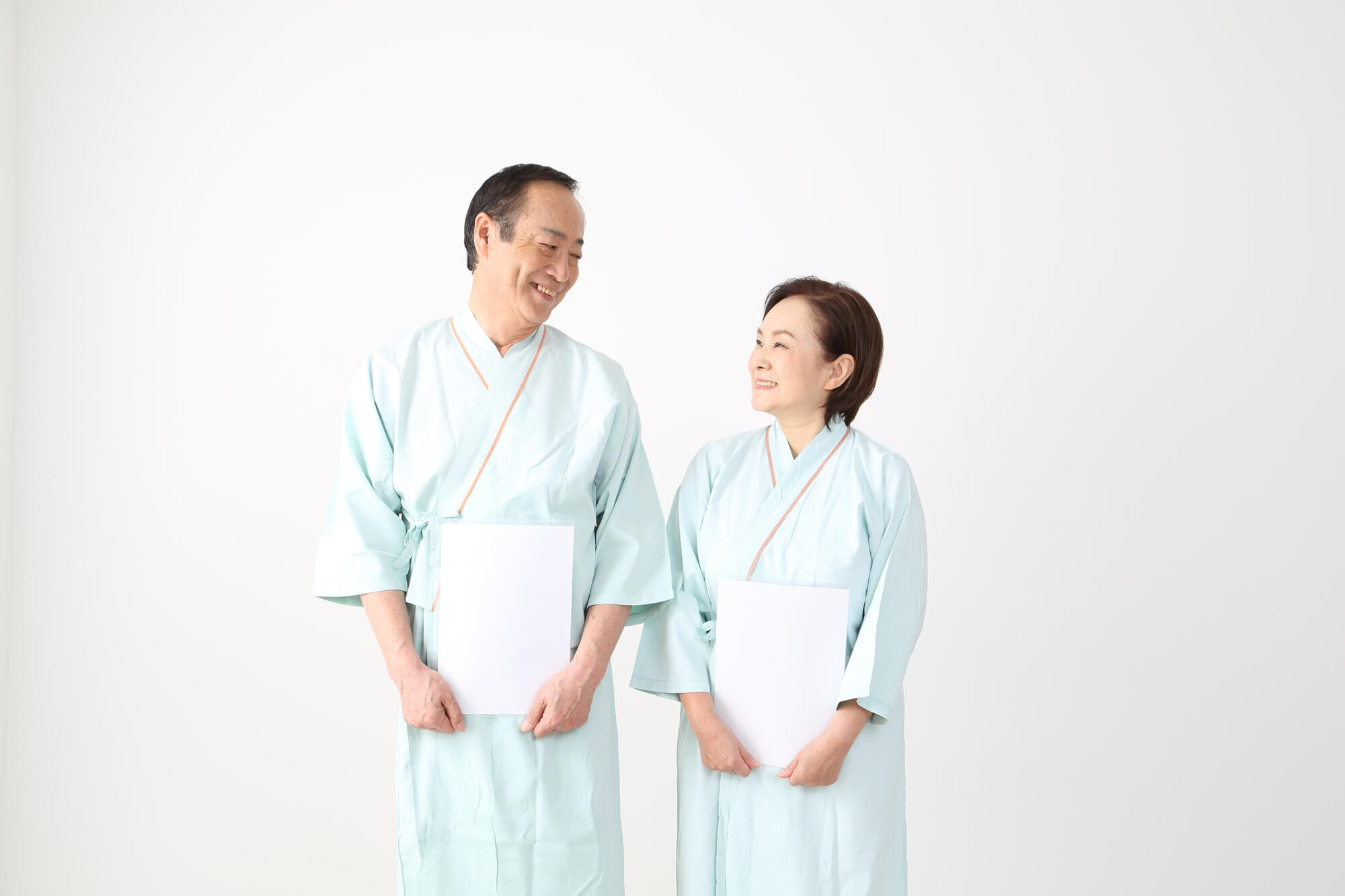 バリウムと胃カメラどっちが楽？それぞれのメリット・デメリットや費用などを解説